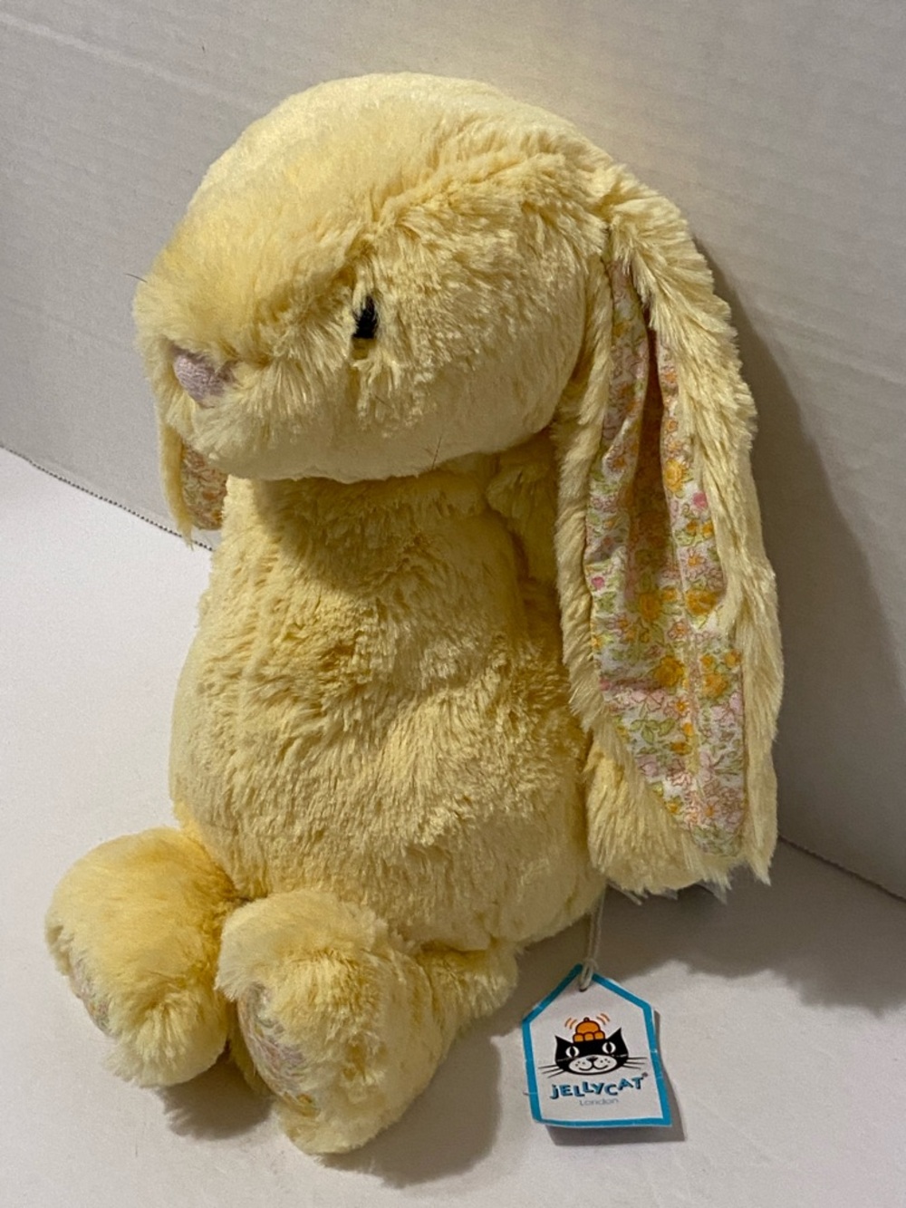Jellycat Blossom Lemon Bunny Retired yellow plush, floral-patterned ear lining - Picture 3 of 10